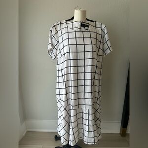 Eloquii Black and White Grid Pattern Dress